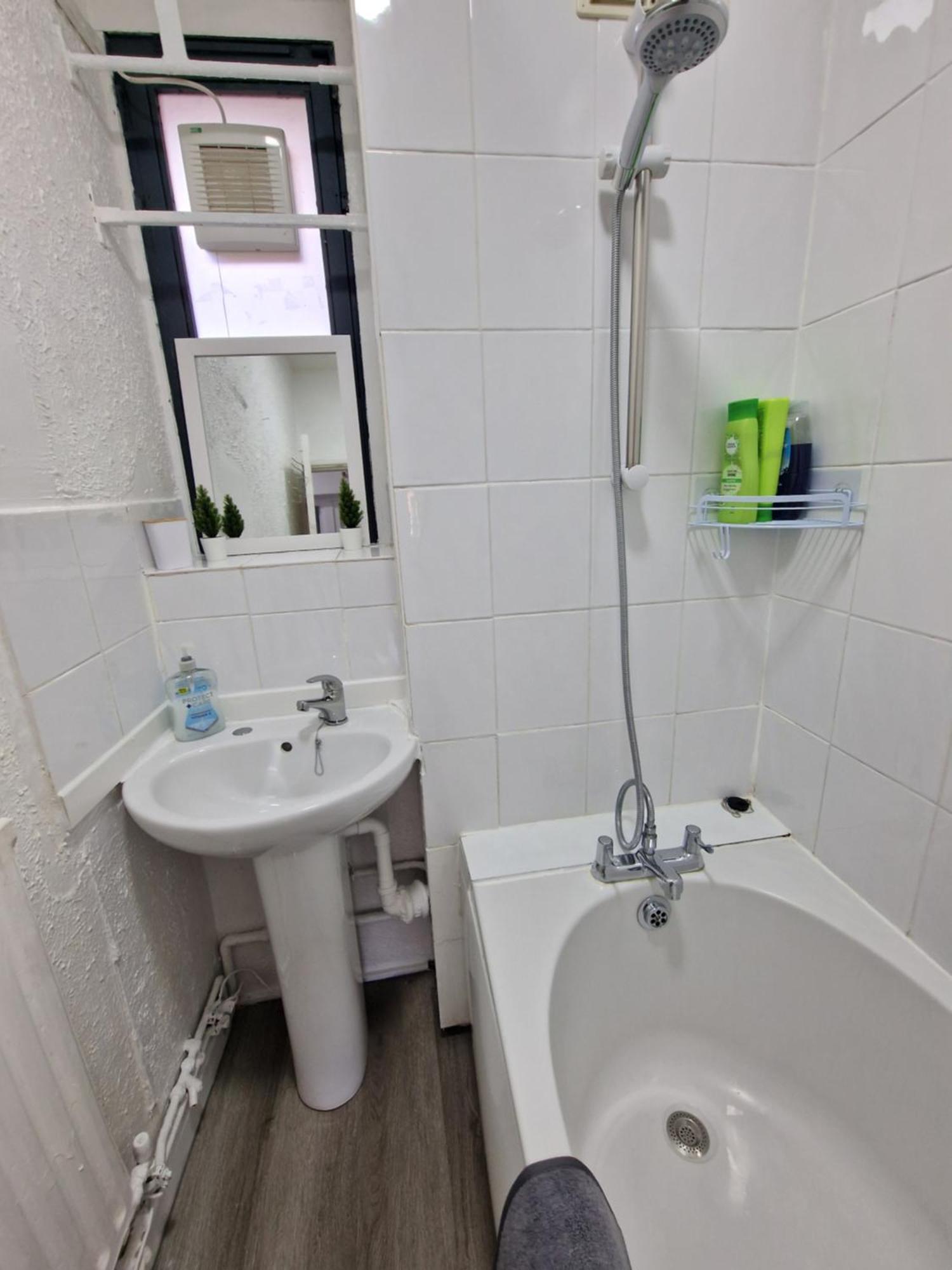 Comfortable 2 Bedrooms Flat In Oval Central London Exterior foto